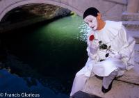 venise Venice-Carnival-Best-Of Pierrot & bridge_reccorr.thumb.jpg